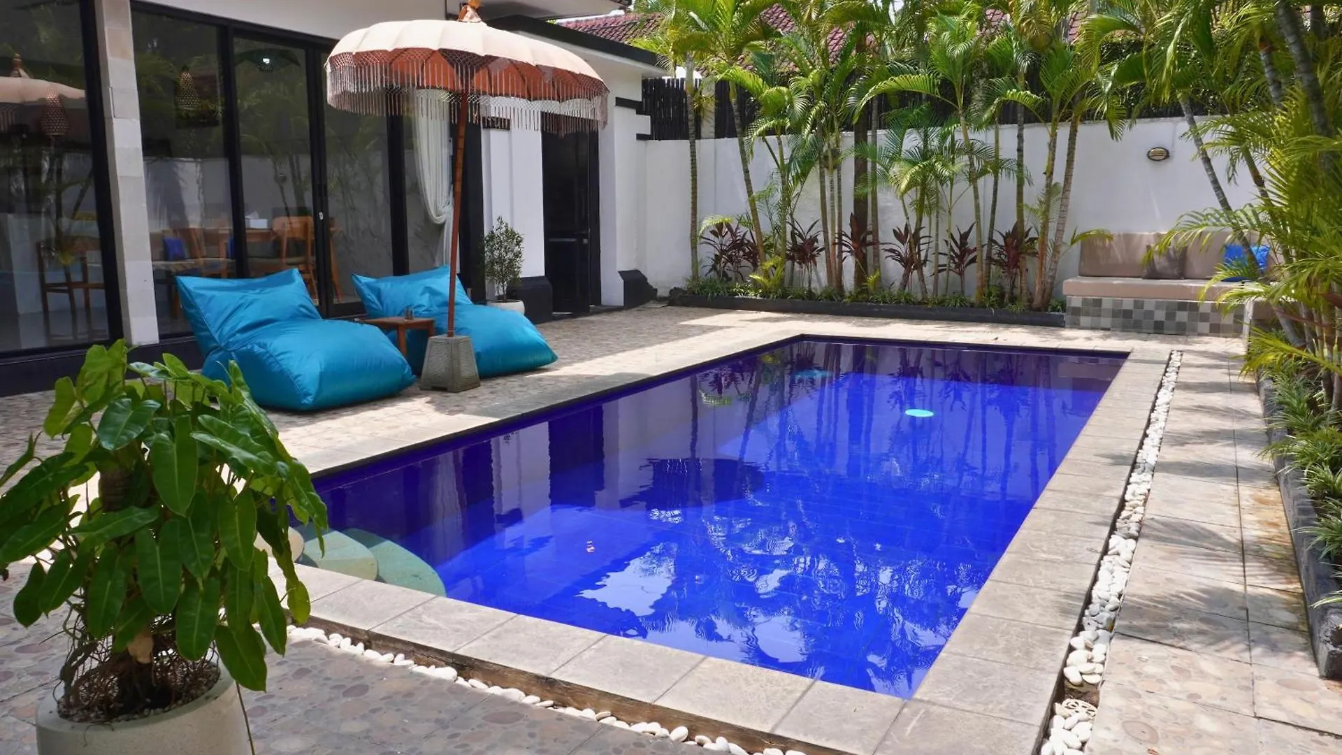 Puri Palm Villa Seminyak